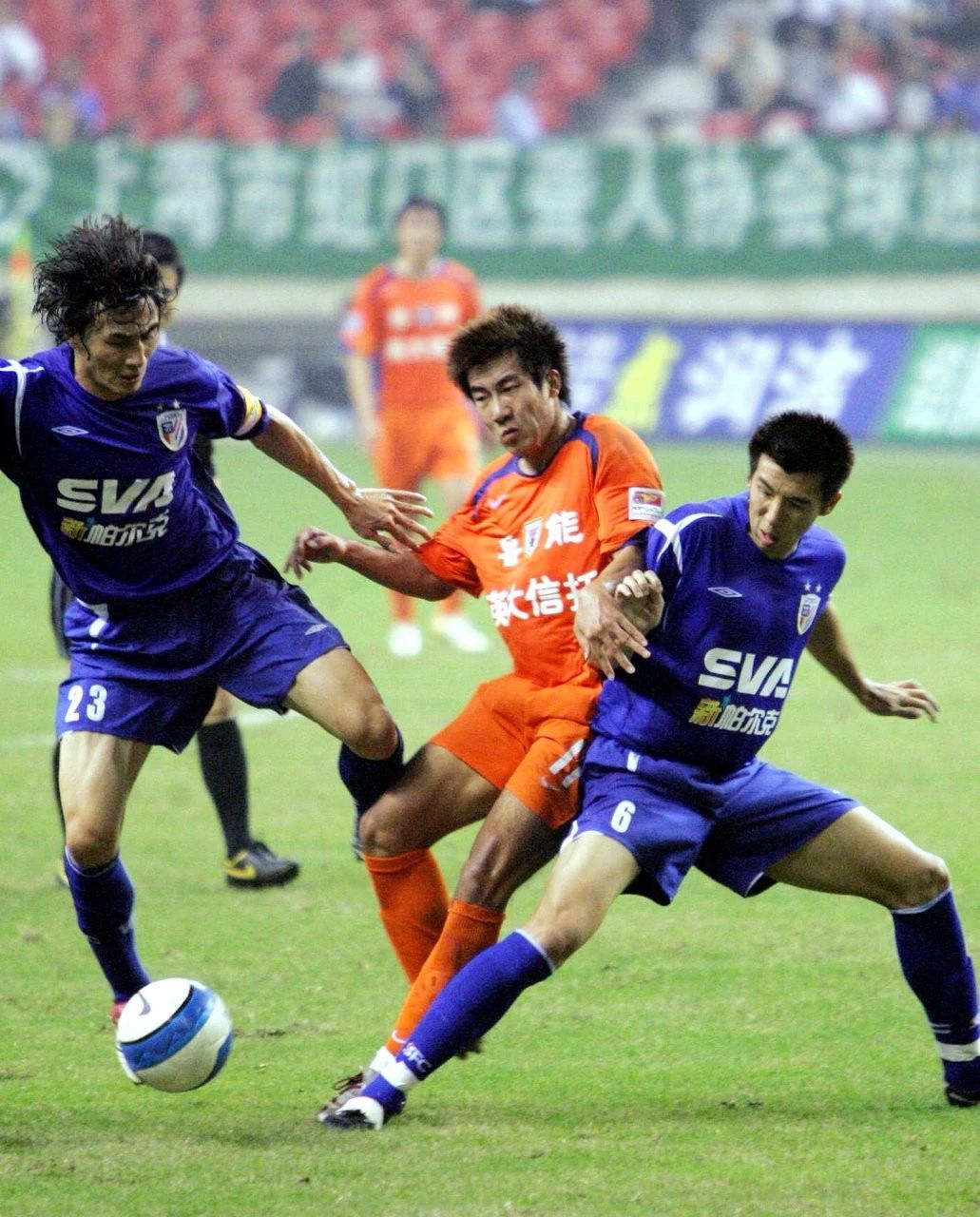 中超第一名可以踢英超吗,中超目前第一人