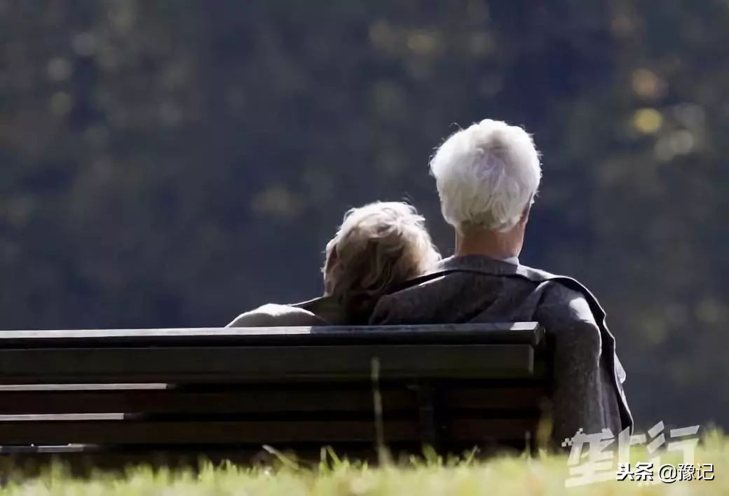 光棍刘军与侄女儿私奔之后,重男轻女的房村怎么样了?