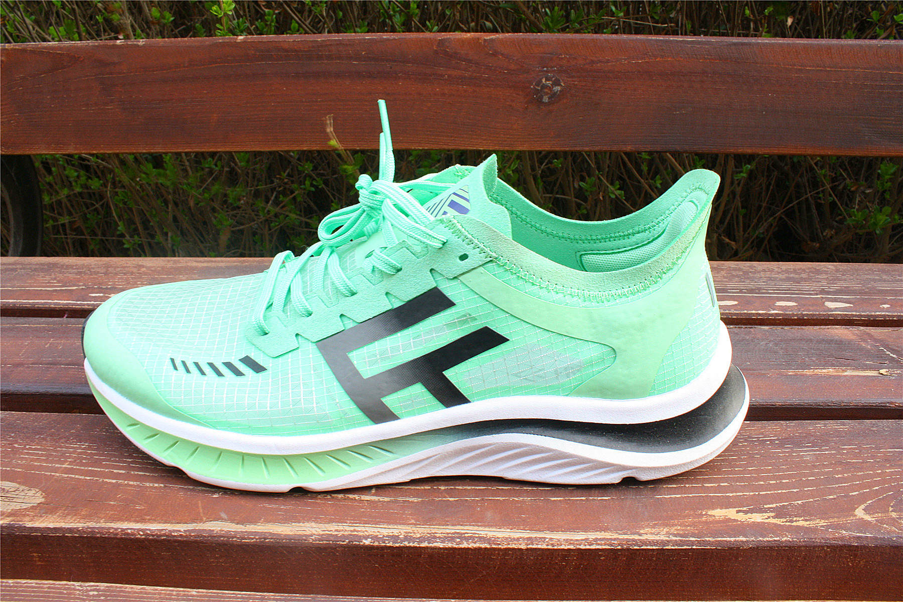 小米有品碳纤维众筹,小米有品跑鞋黑科技