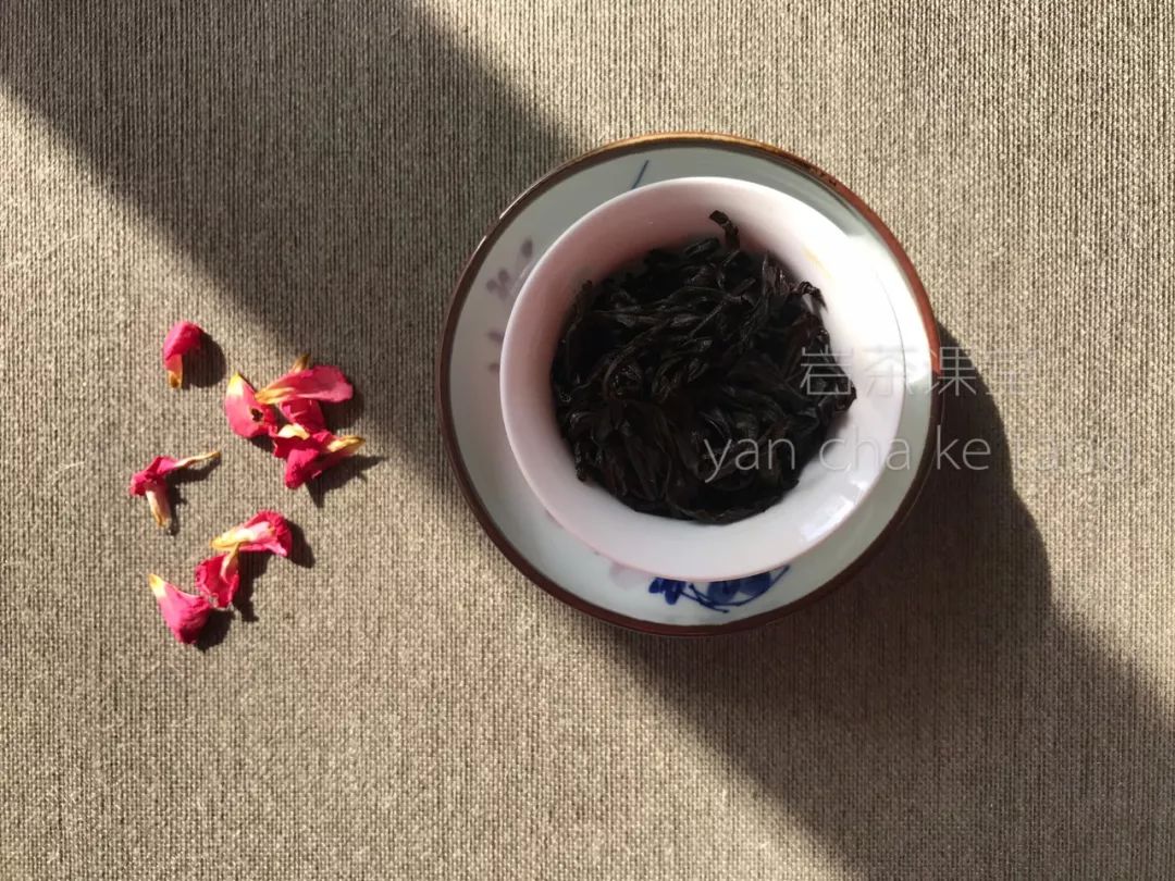 岩茶大红袍肉桂水仙哪款最好喝,岩茶肉桂水仙大红袍哪种更好喝