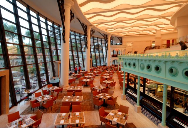 深圳欢乐谷附近住宿青旅,深圳欢乐海岸附近的亲子度假酒店