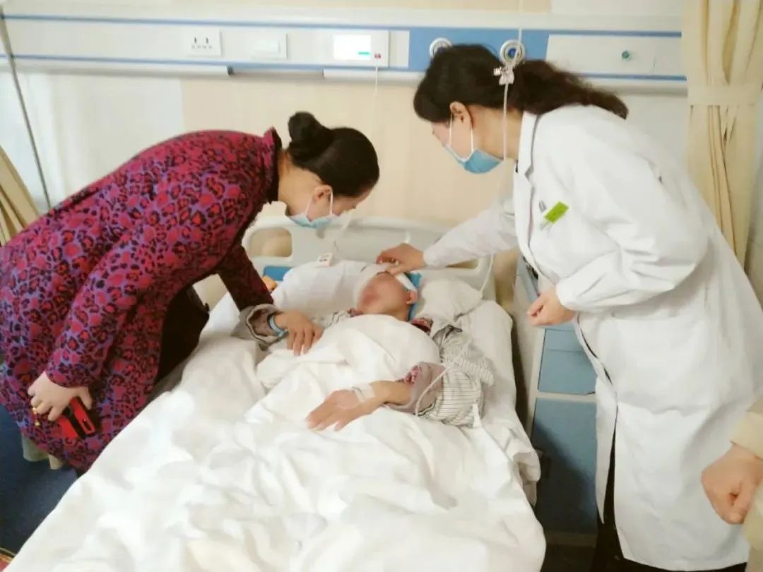 紧急救援之眼球脱落,紧急救援小男孩眼睛失明