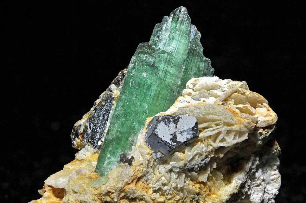 喜欢绿色的宝石,喜欢绿色的宝石的人