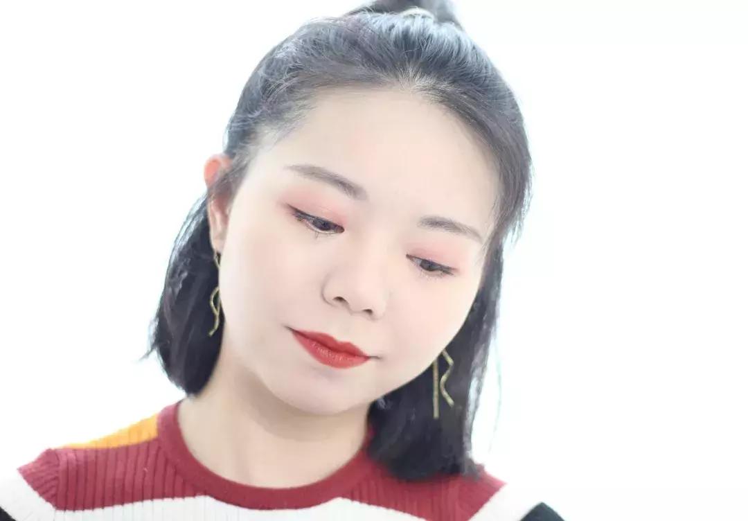 黄皮入手豆沙色,黄皮买了橘调口红