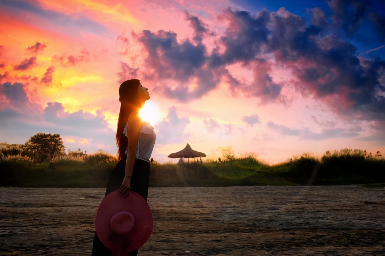 怀孕九个月要生了羊水破了,怀孕九个月要生了难产