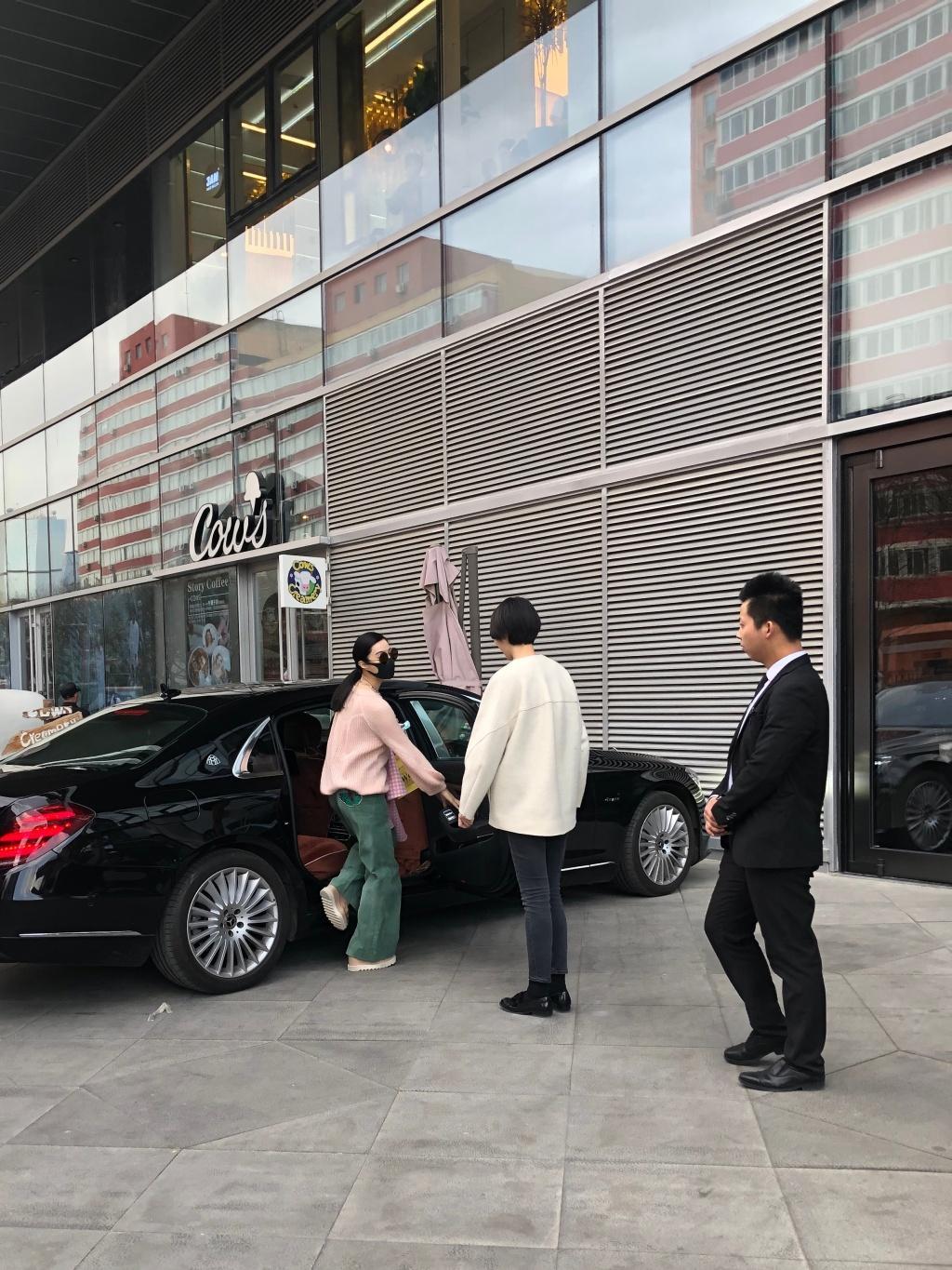 范冰冰罚款9亿后还有多少资产,范冰冰30岁生日登杂志