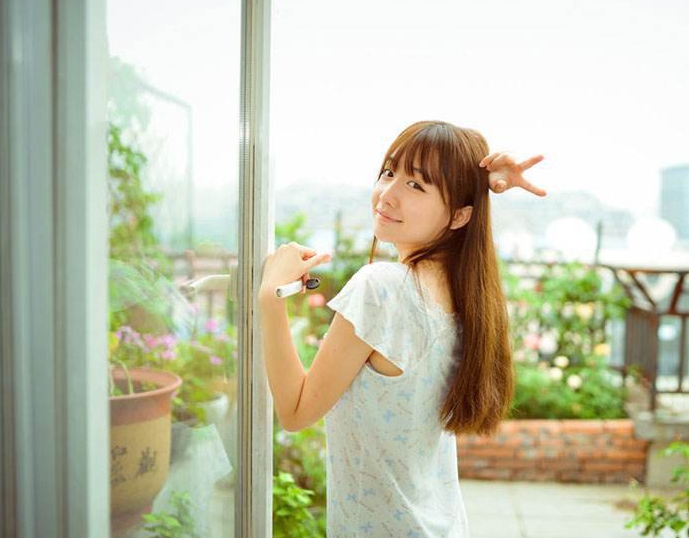 小女孩几岁来例假最佳,女孩几岁来例假比较正常