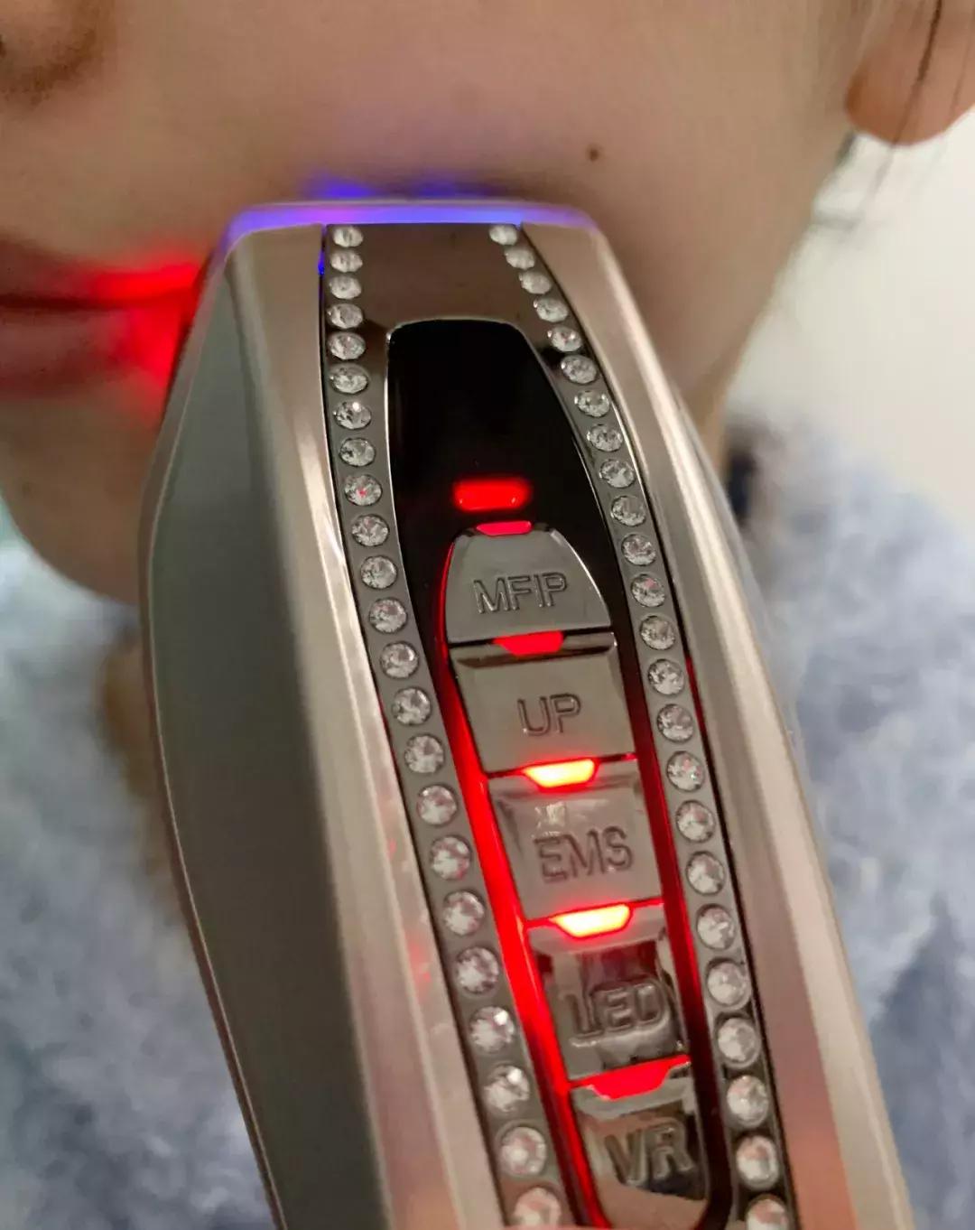 宙斯5测评,宙斯小尖刀和宙斯5s哪个好