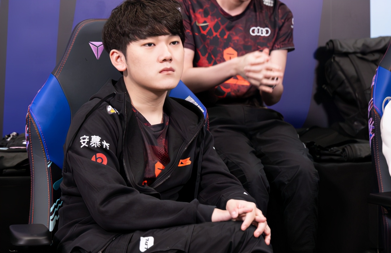 焕烽全明星AD票数最高，JKL粉丝质疑*票刷**，SN官方现身辟谣