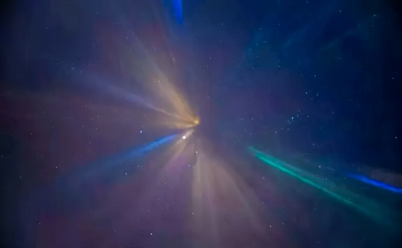 冬季的庭院景观,美丽如画的自然景观让人心旷神怡