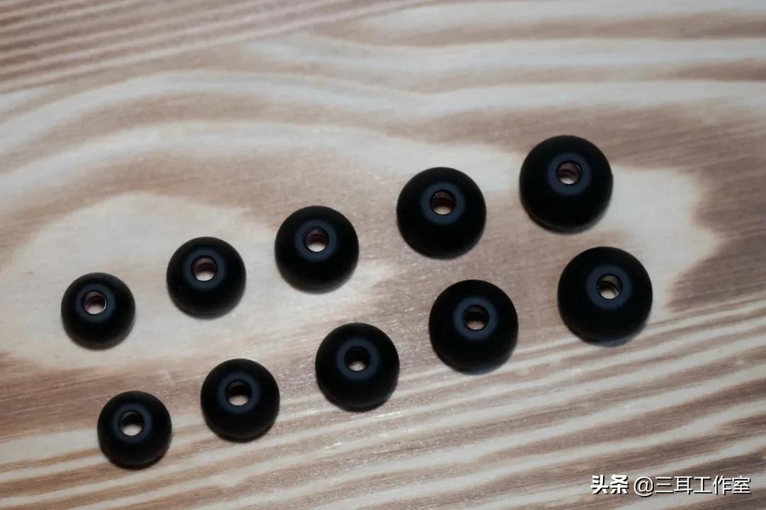 四款半入耳式耳机横评,入门hifi头戴耳机横评