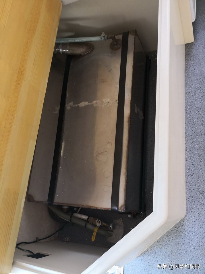 开房车自驾游的生活,老婆当专职司机