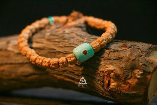 佛手小金刚三日红入手后如何盘玩,佛手小金刚天盘红