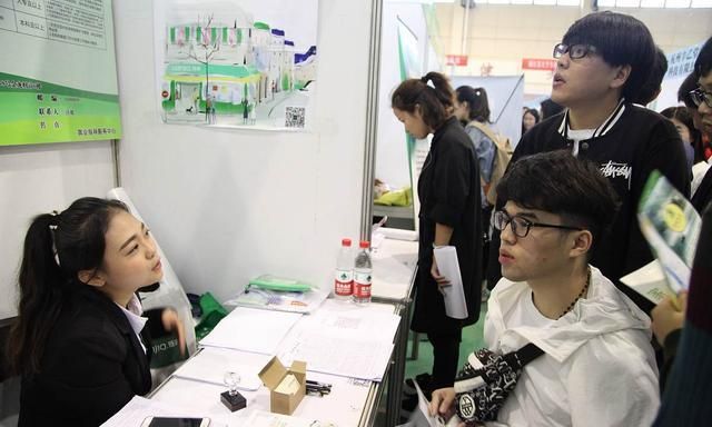 这十个工科专业最吃香高薪好就业,就业待遇好的几大工科专业