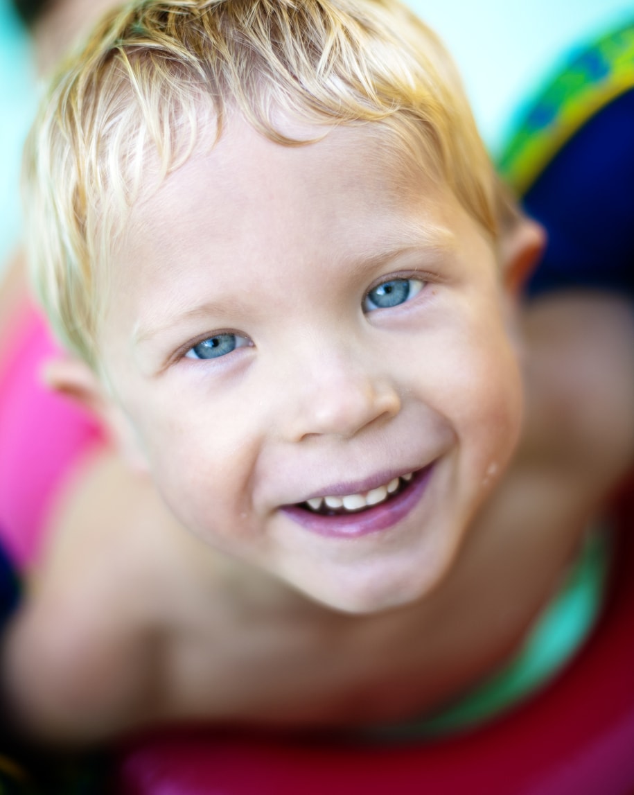 佳能50mmf1.8拍摄人像测评,佳能单反50mm1.4