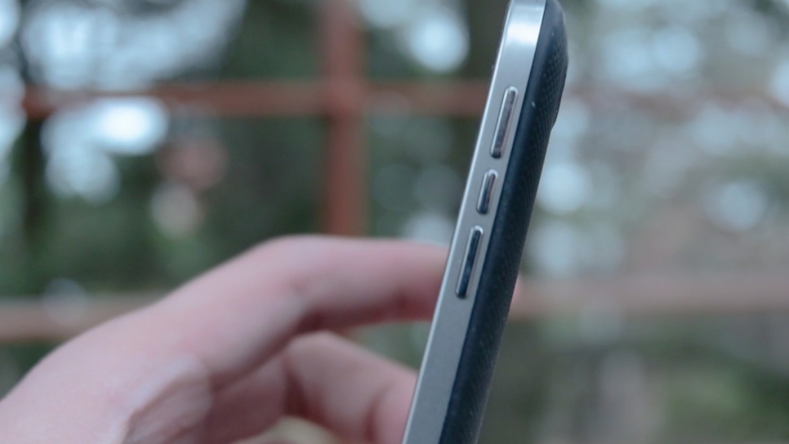 黑莓最新键盘机,黑莓classic2024