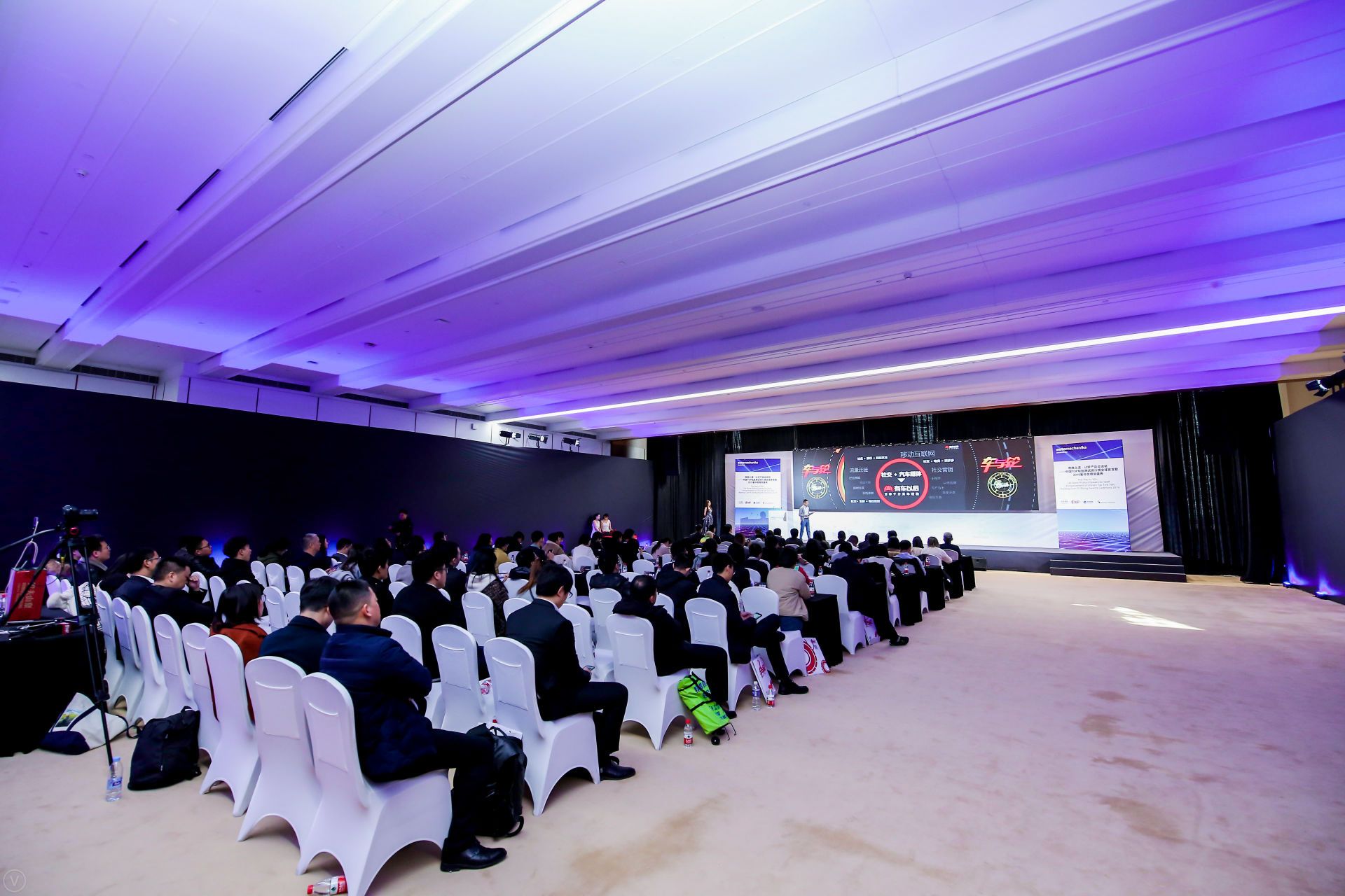 荣誉丨成山CST-121荣获2019“年度驱动轮位”奖