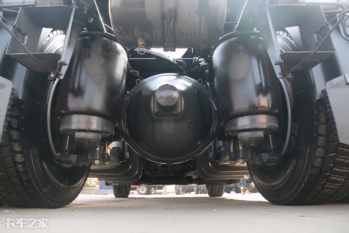 450匹马力的汽油车,450马力斯堪尼亚