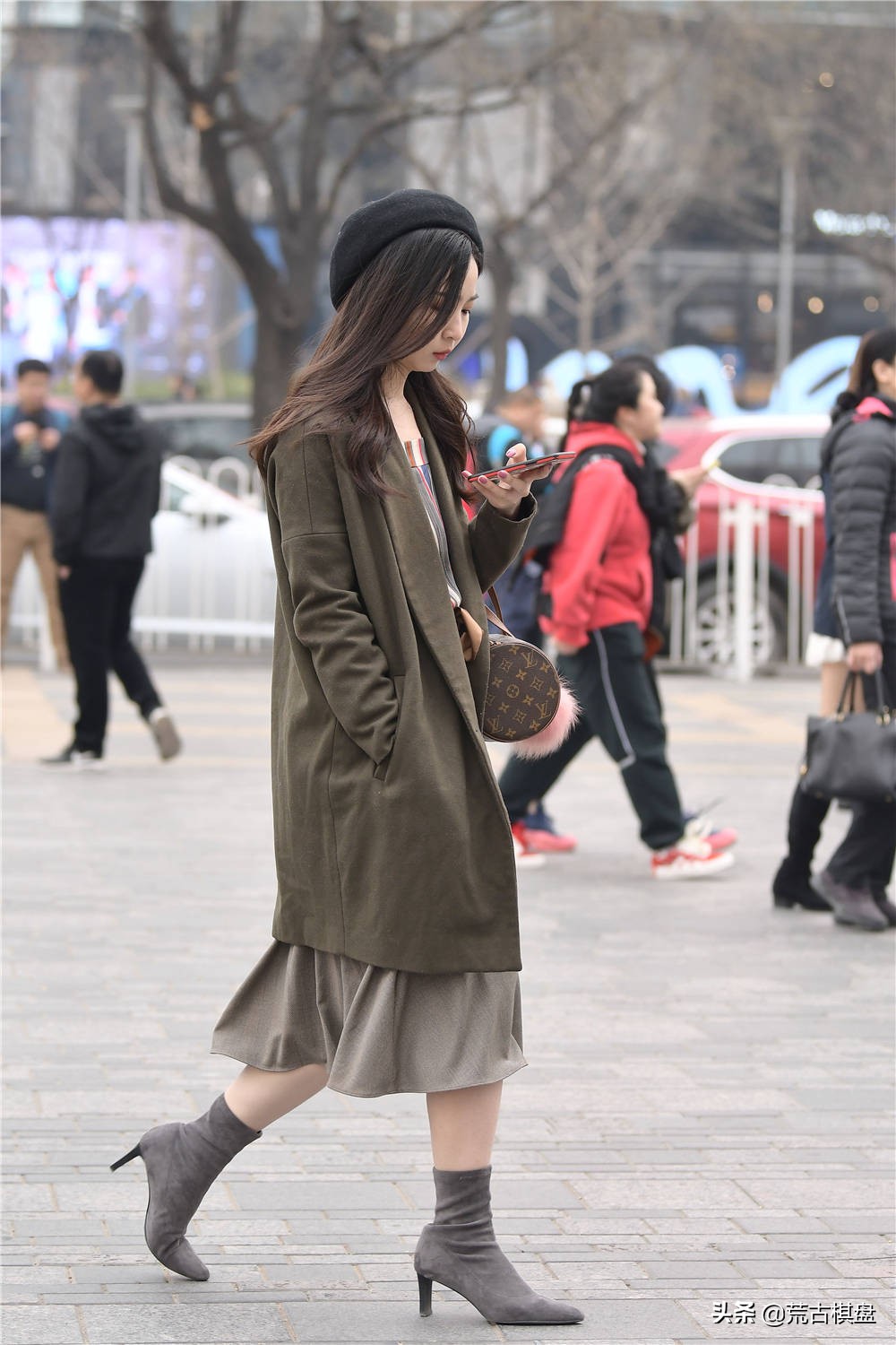 时尚超高细跟春季短靴,好穿又好搭冬季凹造型的短靴