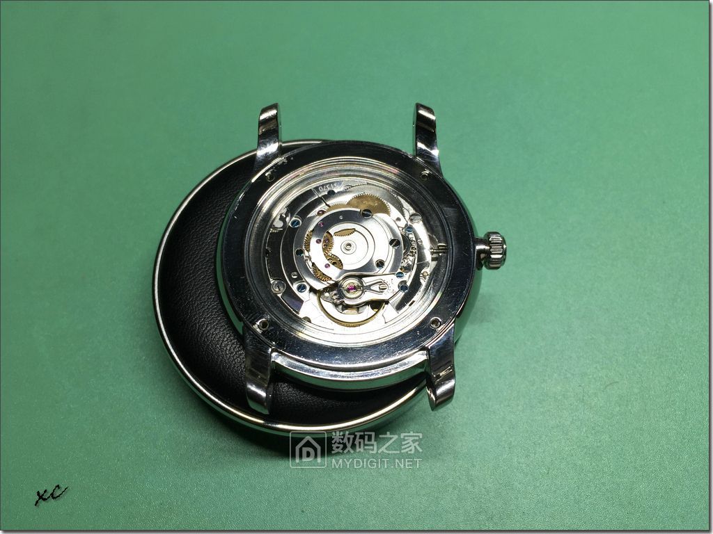 美度贝伦赛丽m8690真假对比图,美度贝伦赛丽m8690哪年上市的