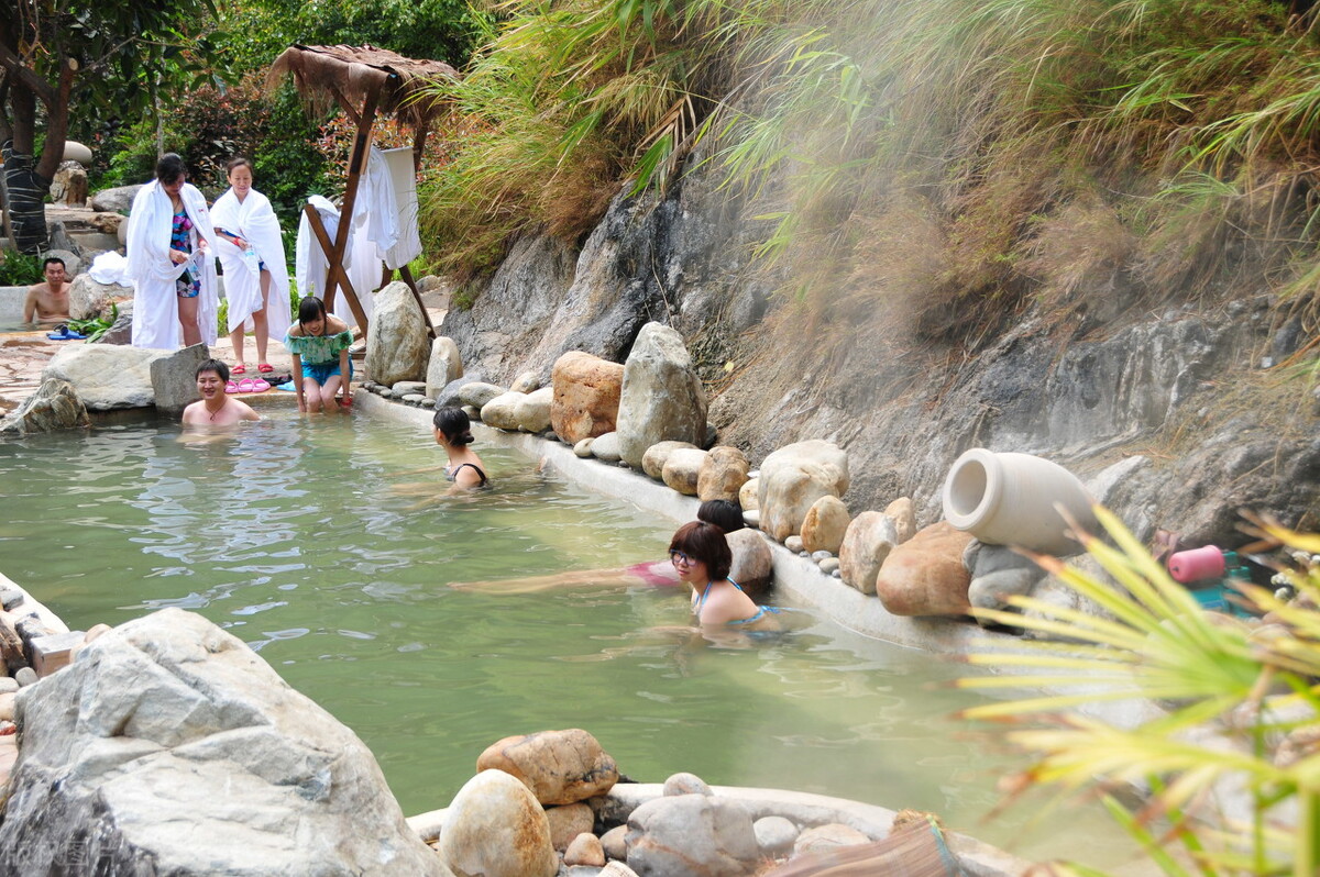 腾冲特色边境小镇,腾冲苏杭风景图片