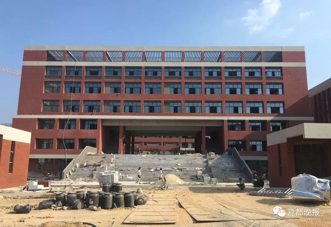 景德镇市二中新校区视频,景德镇二中新校区占地面积