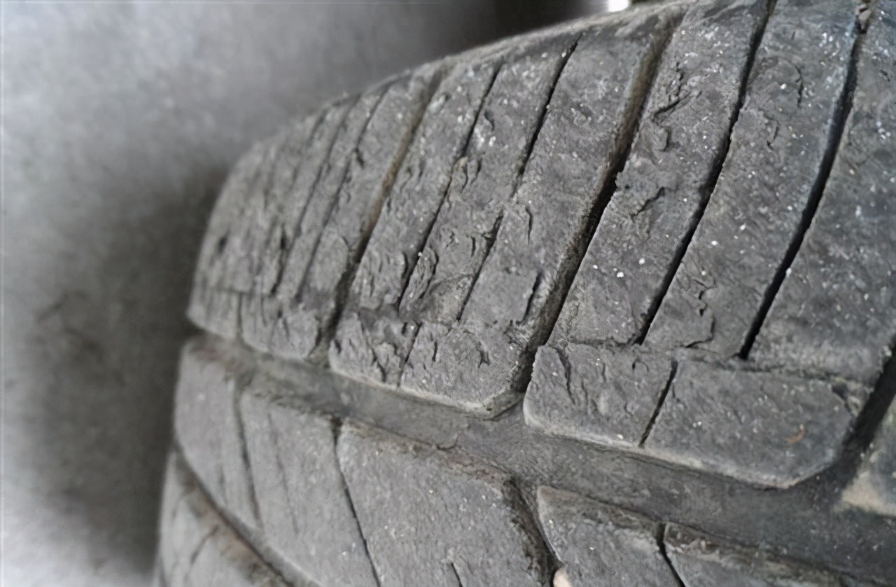 应诺轮胎对标哪个品牌轮胎,汽车轮胎如何选购