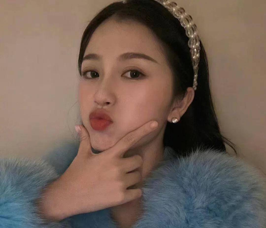 教你一招轻松去除草莓鼻黑头,如何改善自己的草莓鼻和黑头