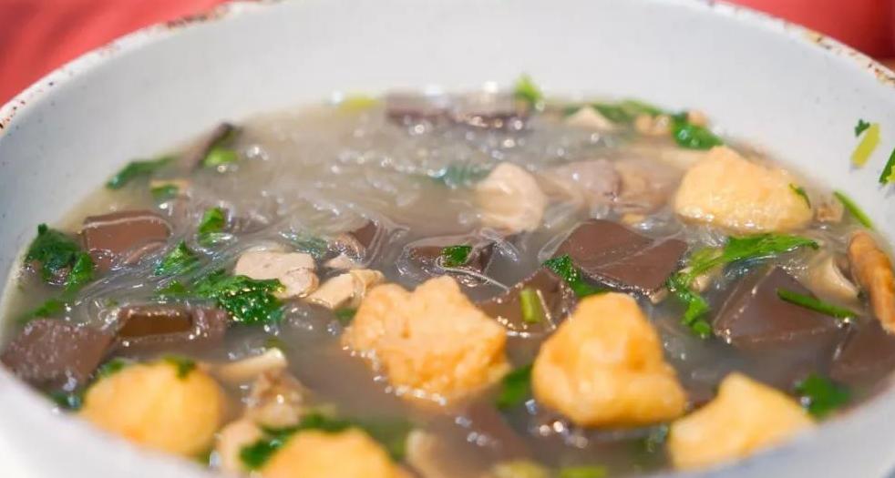 南京下关哪里的鸭血粉丝最正宗,南京鸭血粉丝吃这几家就够了