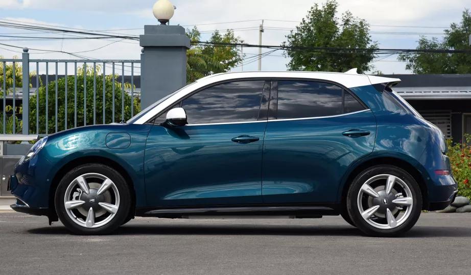 欧拉好猫尊荣复古绿,欧拉好猫新能源电动汽车