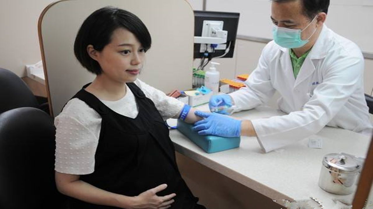 39岁朱丹拼二胎,高龄怀孕要谨慎,强行上车坑了自己也害了娃