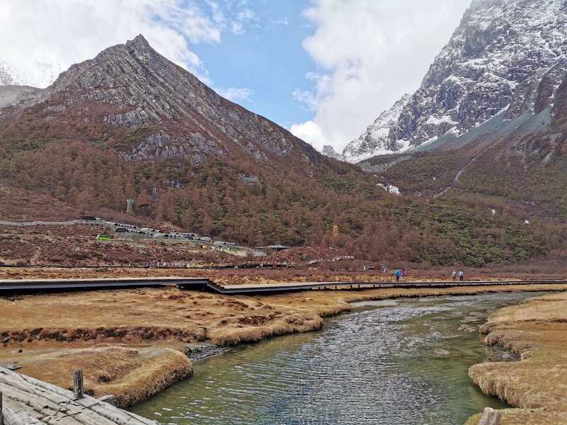 几月去稻城亚丁比较好,几月去稻城亚丁好看