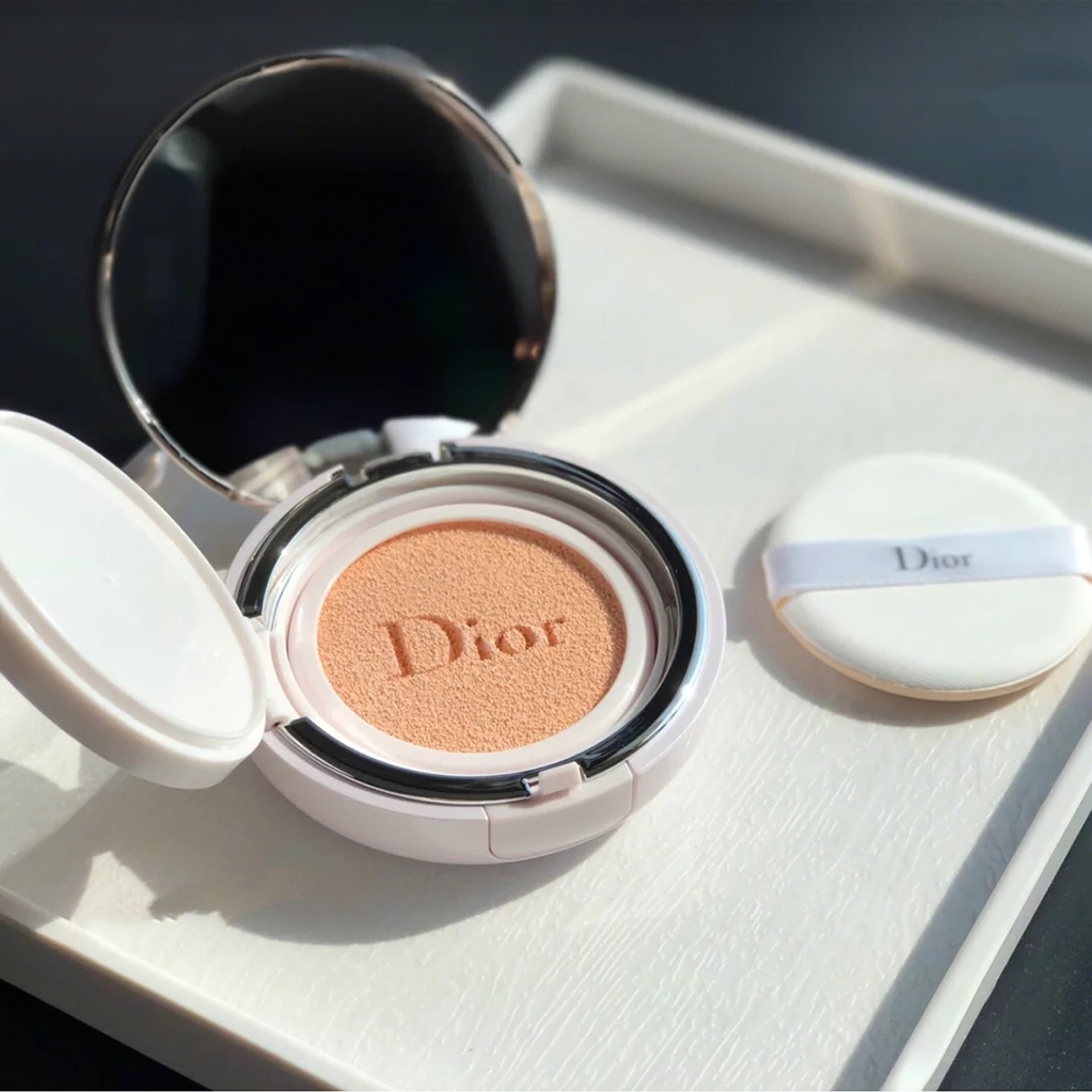 气垫和粉底液哪个更水润,大干皮推荐粉底液气垫