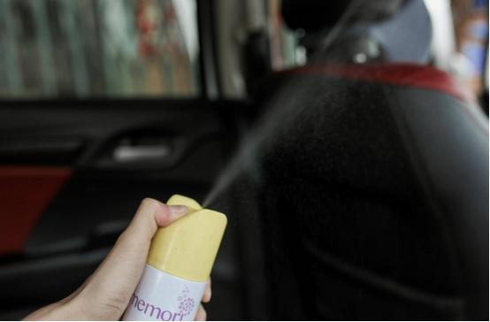 车里抽烟空气净化,车里去烟味空气净化器