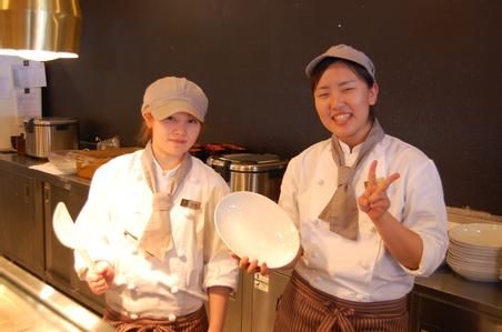 在日本的中国人,都靠什么赚钱?