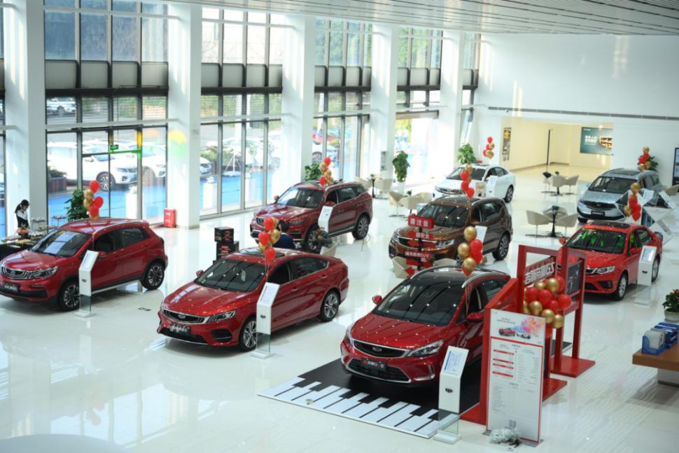 买车也能玩出“新花样”，成都人的娱乐方式在这家4S店都能get