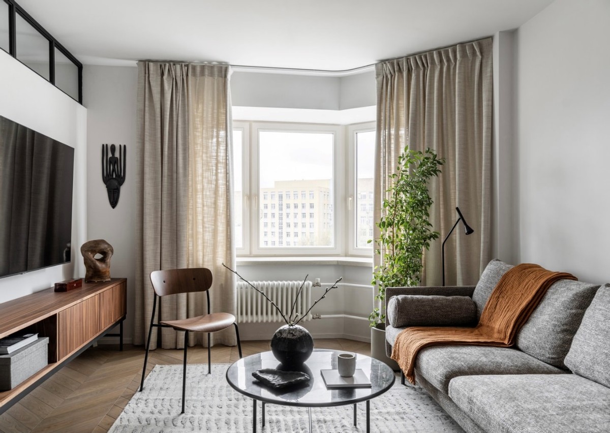 50平小户型深色极简风,深木色和灰色适合小户型吗