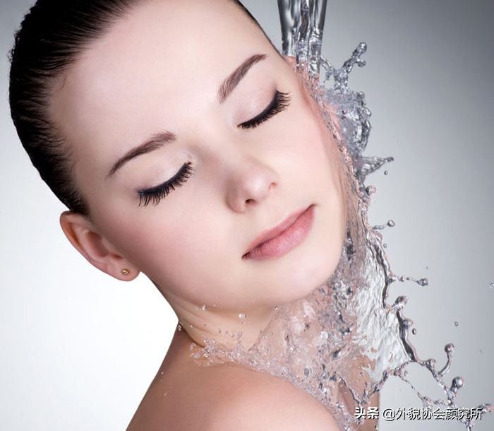 玻尿酸原液是补水还是保湿的,玻尿酸美容液是不是智商税