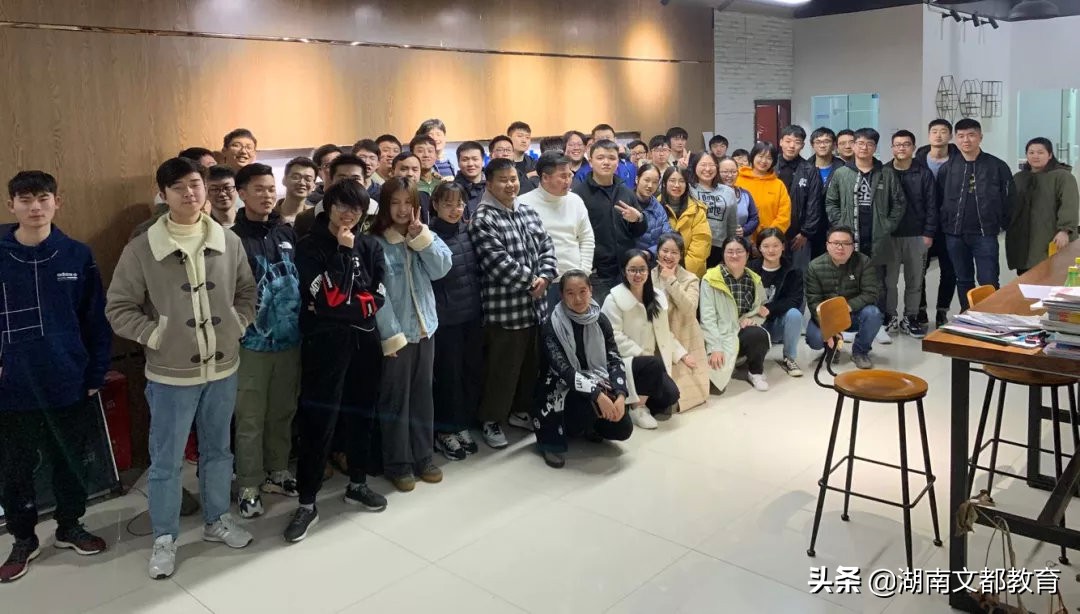 考研集训营机构,太原考研全封闭寄宿制集训营