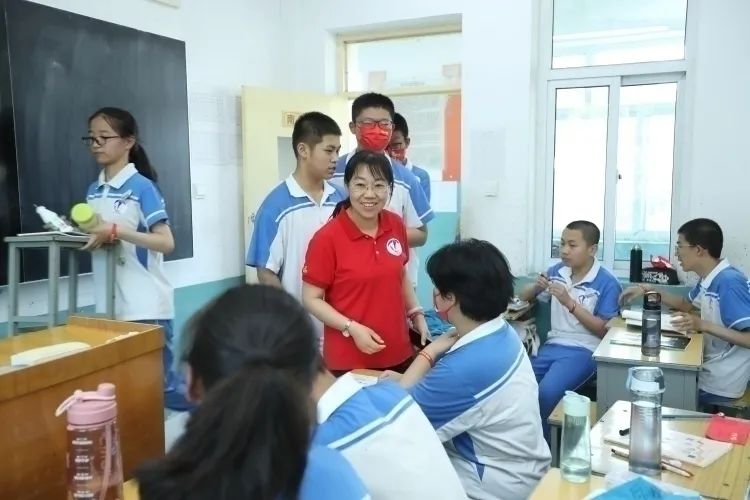 教师节特辑向最可爱的人们致敬,教师节致敬每一个闪闪发光的你