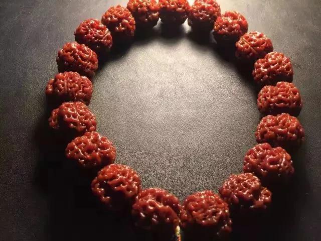 金刚菩提子纹路里面有小孔正常吗,金刚菩提啥样的纹路才是顶级的