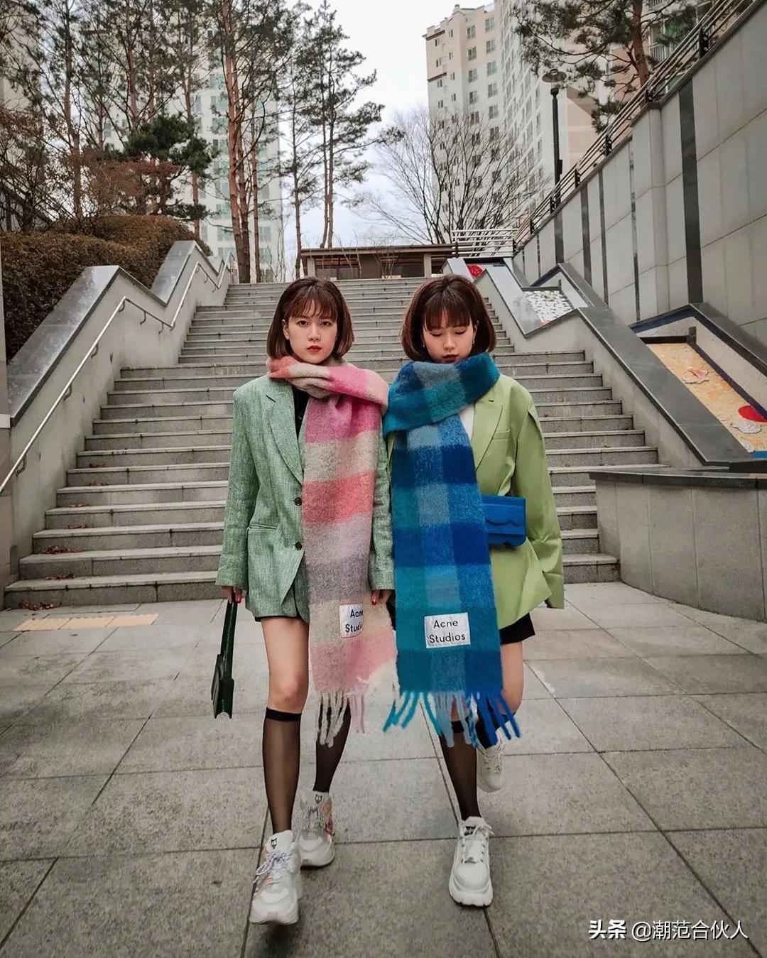 楂樹釜瀛愭儏渚f挒鑹茬郴绌挎惌,鎾炶~鍑犵巼鏋佷綆鎯呬荆绌挎惌蹇冩満璧锋潵