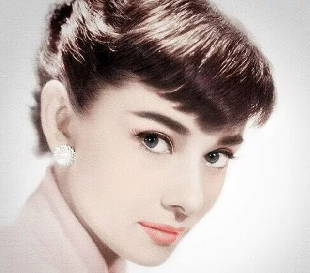 纪梵希为了赫本一生未娶,纪梵希和赫本葬在一起