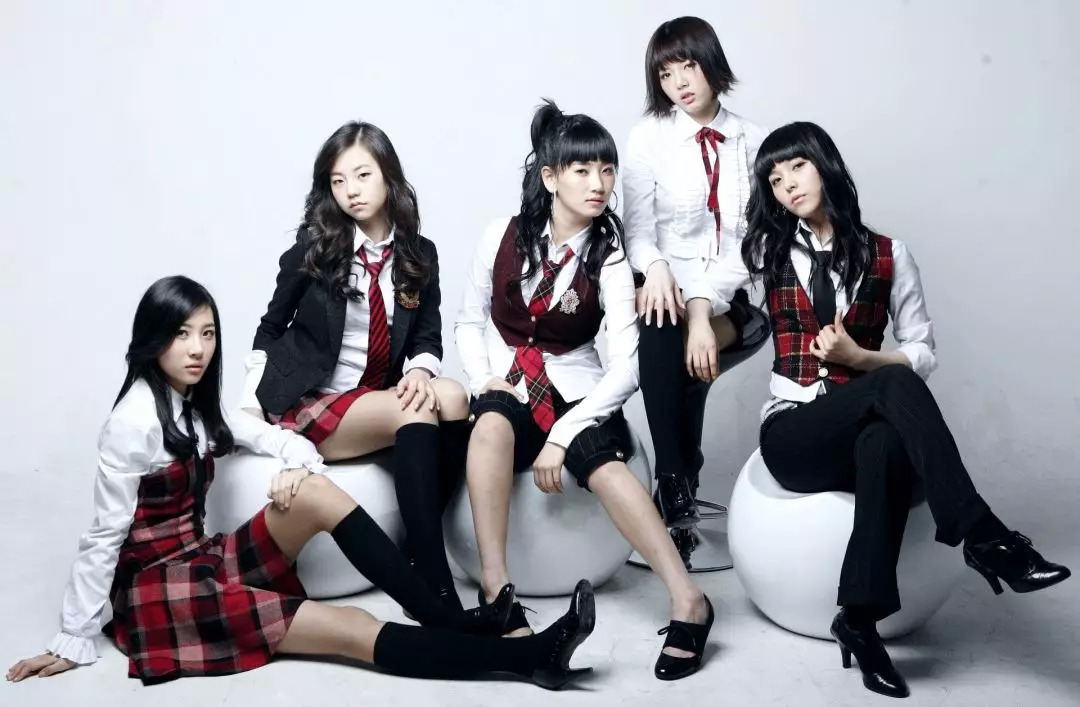 閲戞倡闆呭洖褰掍綘浠繕鍠滄濂瑰悧,閲戞倡闆呮亱鐖卞悗鏋佸害鏀鹃鑷垜