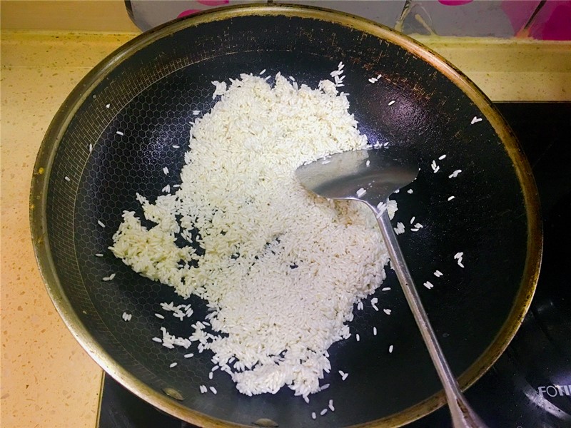 煮糯米饭，千万别直接下锅，多加1步，糯米饭又香又糯，粒粒分明