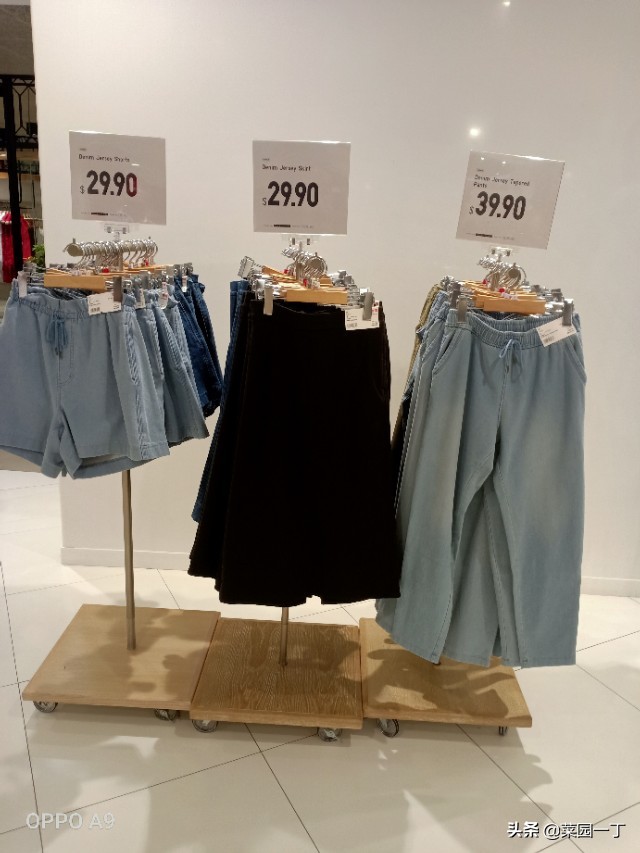 带你去逛优衣库,逛商场必去优衣库