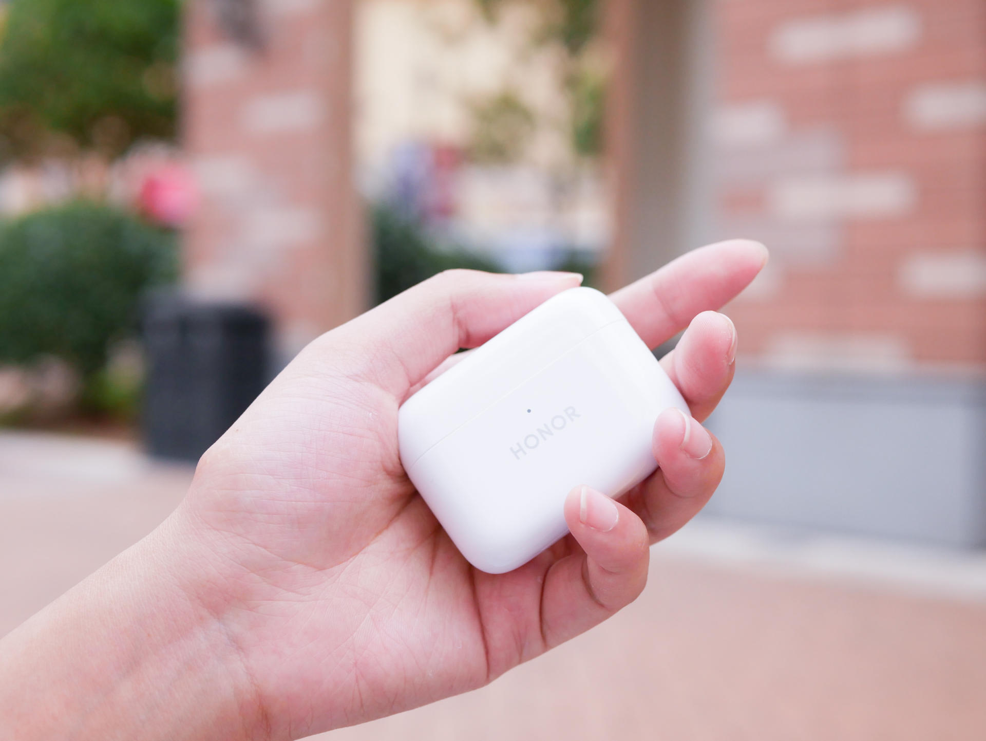 荣耀earbuds2se和freebuds4i,荣耀earbuds2se功能介绍