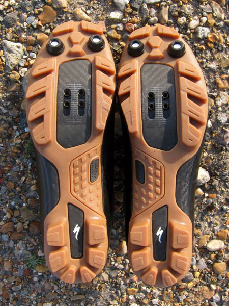 公路锁踏和山地锁踏的测评,公路锁鞋和山地锁哪个舒服