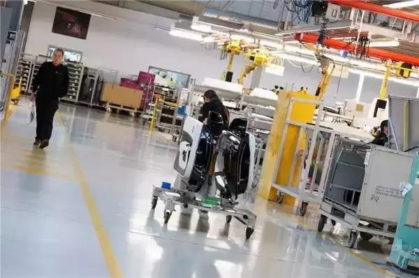 劳斯莱斯全部车间图片,劳斯莱斯的工厂的视频