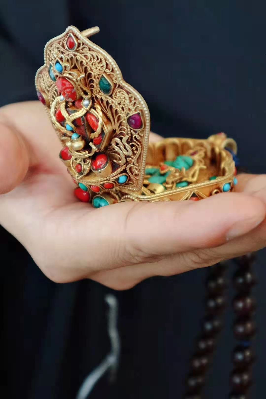 珠宝首饰盒不可或缺的一款,珠宝盒可以干嘛